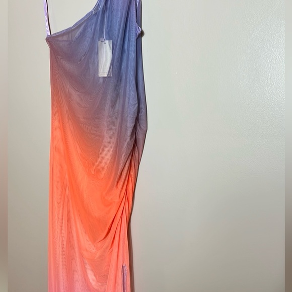 Hutch Beach Coverup - Picture 7 of 7